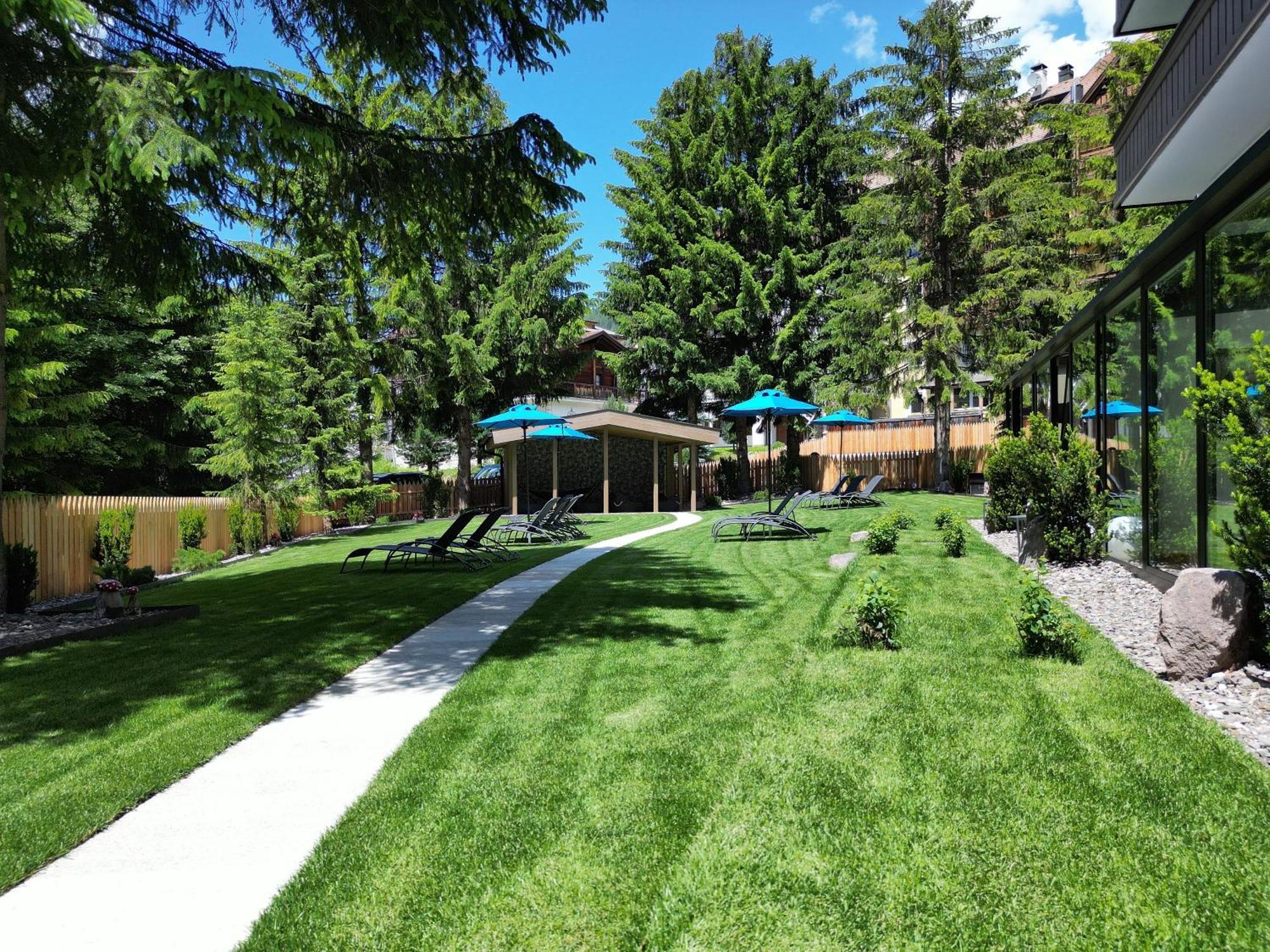 The Laurin Small & Charming Selva di Val Gardena Exterior foto